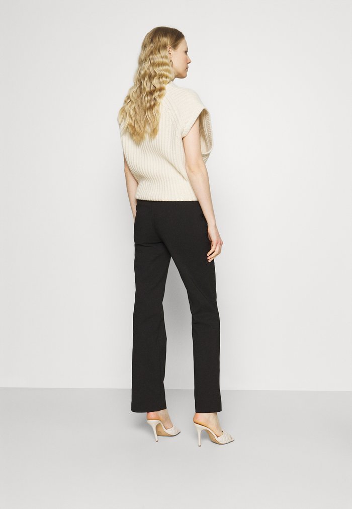 Pantalons Anna Field FLARED BUSINESS Noir Femme | RIY-0285974